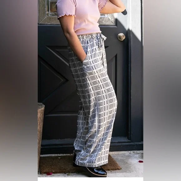 NWT LuLaRoe Black & White Checkered Houndstooth Plaid Wide Leg Pants WITH Pocket - Picture 1 of 5